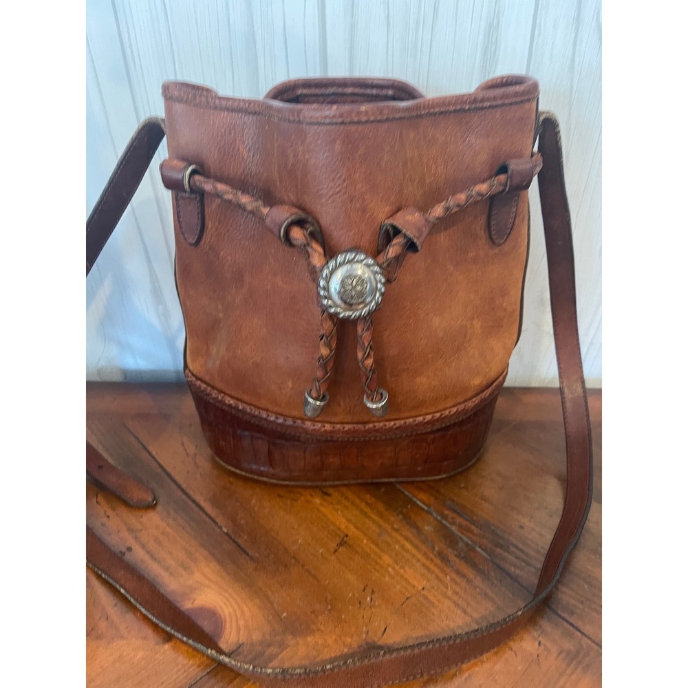 Vintage Brighton Tan Leather Bucket Bag Crossbody Concho Western Boho L82596